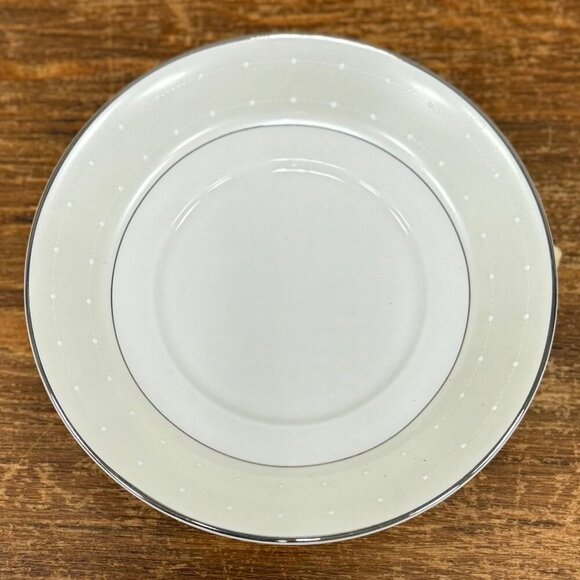 Royal Doulton Etoile Saucer. KK455 - Picture 1 of 5